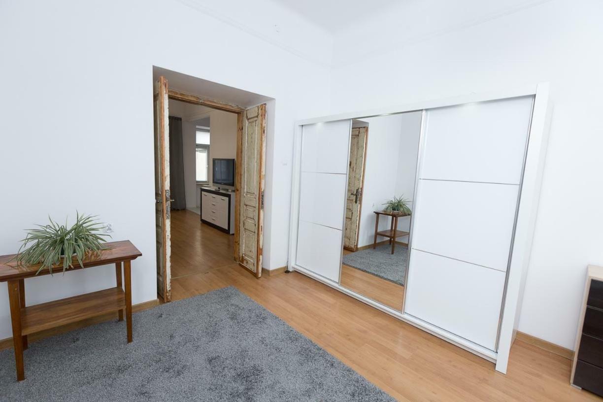 Apartment - Old Town - Cyrulicza 루블린 외부 사진