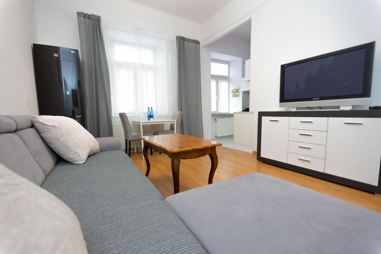 Apartment - Old Town - Cyrulicza 루블린 외부 사진